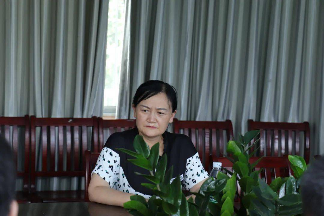 副市长刘红梅率招委成员单位察看指导高考考前准备工作