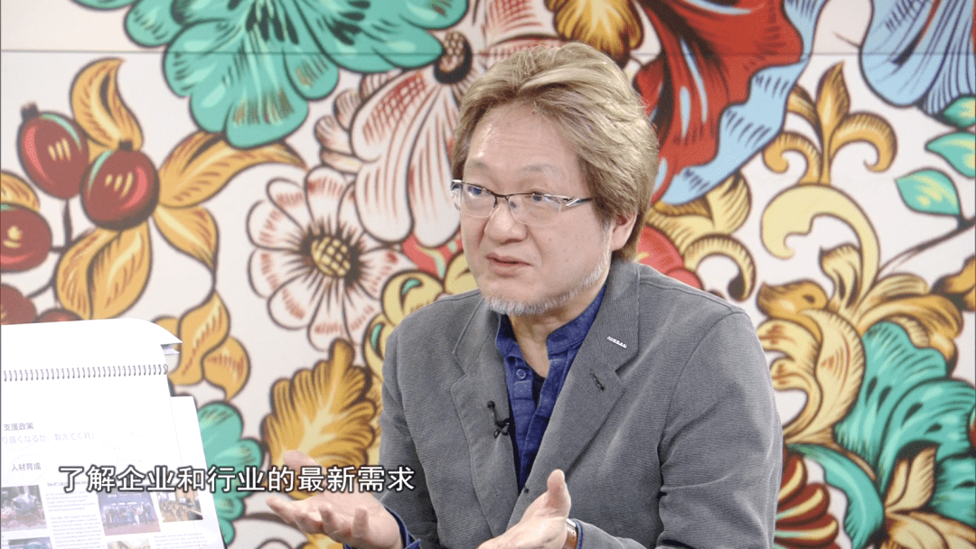 问题4小森步:您来上海1年了,把家安在市中心喧闹的南京西路有什么特别