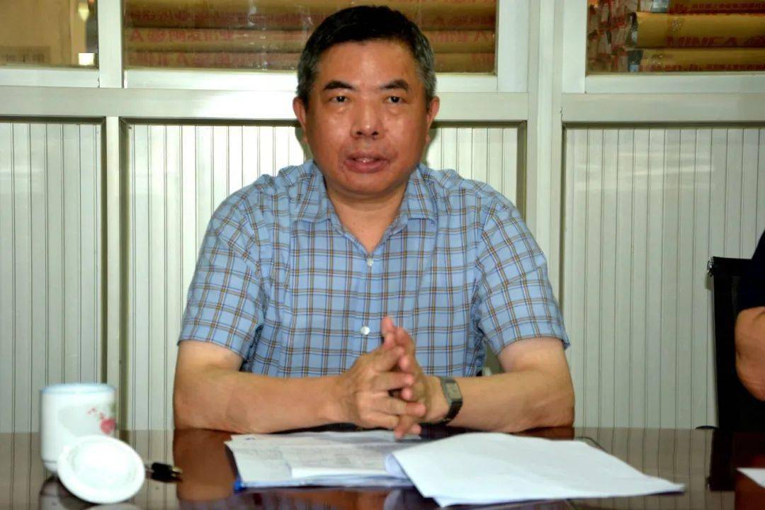 市人大常委会副主任林建辉带队到东田镇开展双联活动