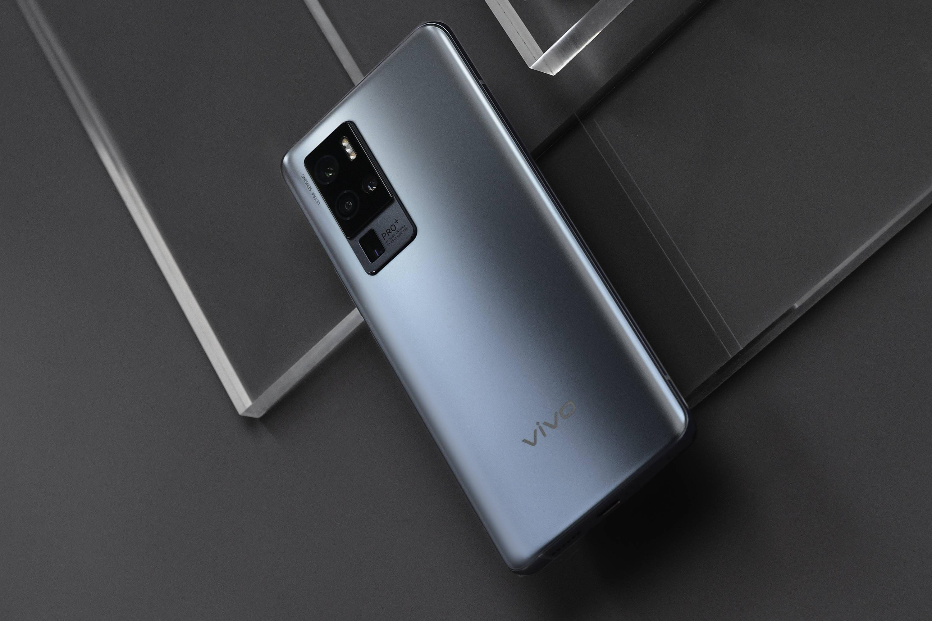 vivo x50 pro 上手:1亿像素四摄都能打 性能霸道