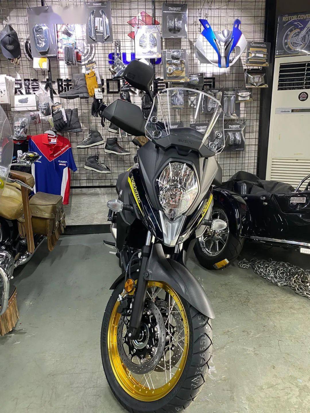 铃木dl650高配xt版到店!