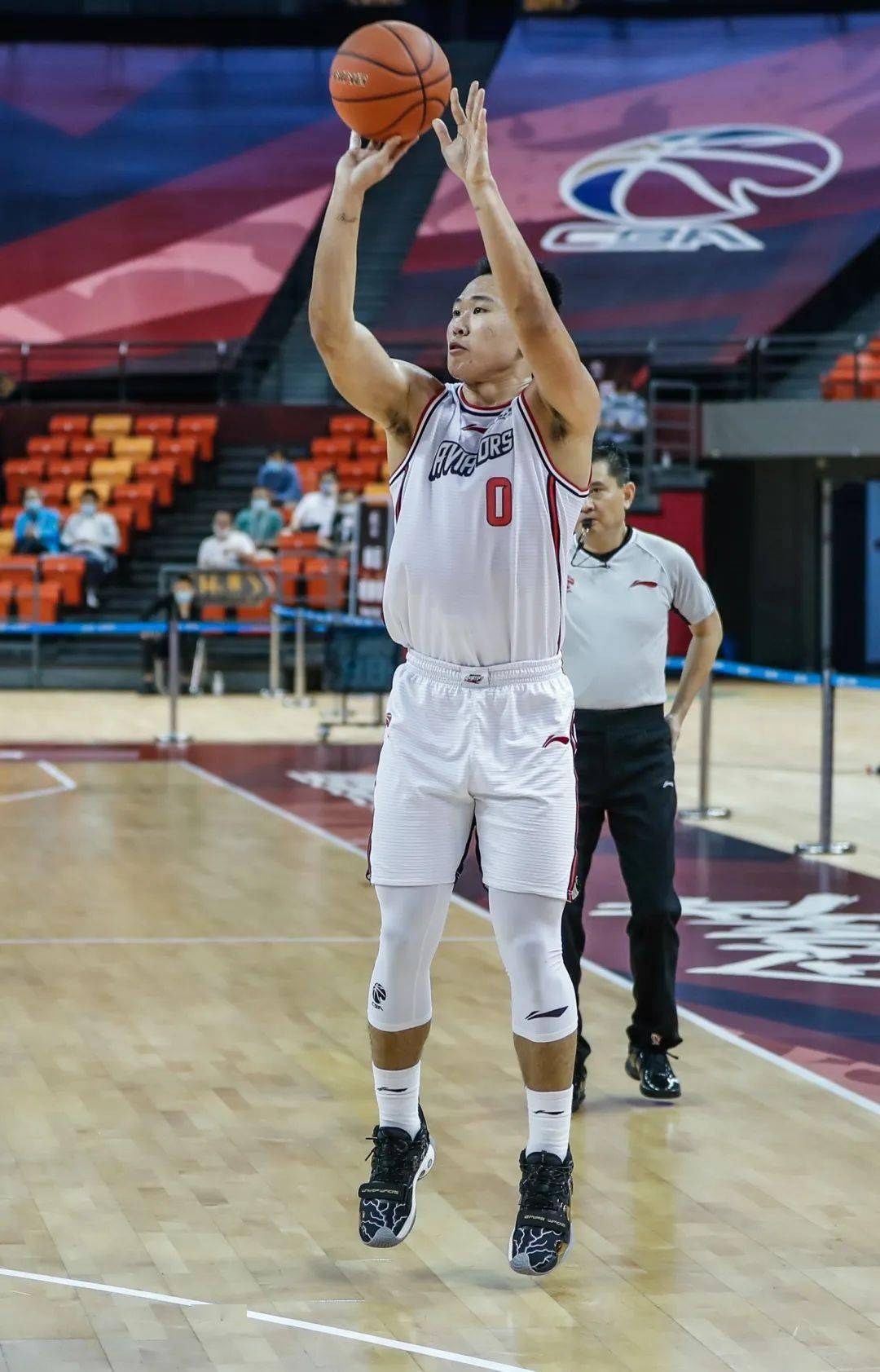 打出精彩下半场,完成19分逆转