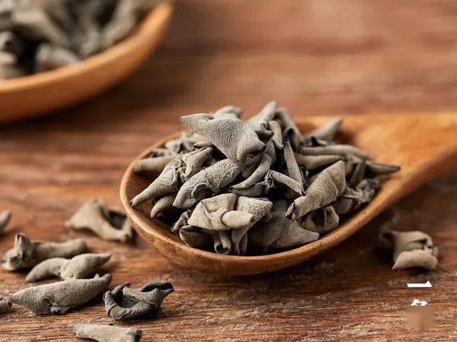 来自陕西的柞水木耳单片小耳无根