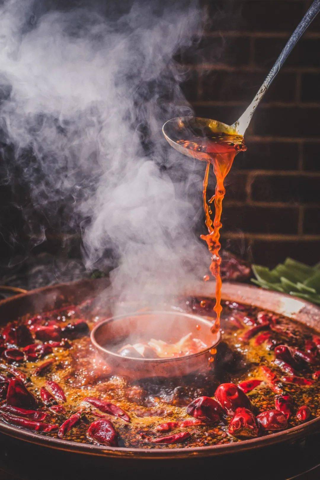 保利有一套丨热辣夏日嗨吃火锅保利更有一套