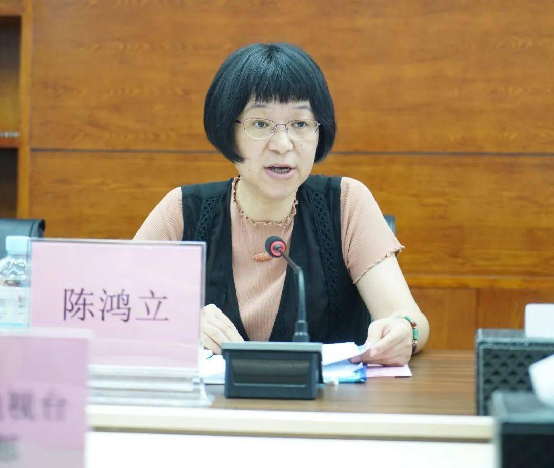 市委常委,宣传部部长刘伯贤出席会议并讲话.