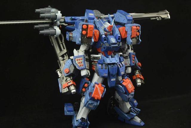 蓝色涂装重装暴风高达