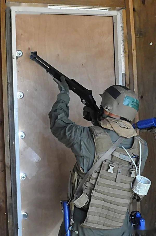 csgo与现实242020年还有人在用这些重武器吗不好意思还真有