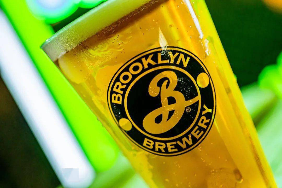 craft beer /· 精酿啤酒 ·把啤酒,brooklyn音乐,涂鸦彩绘…相结合