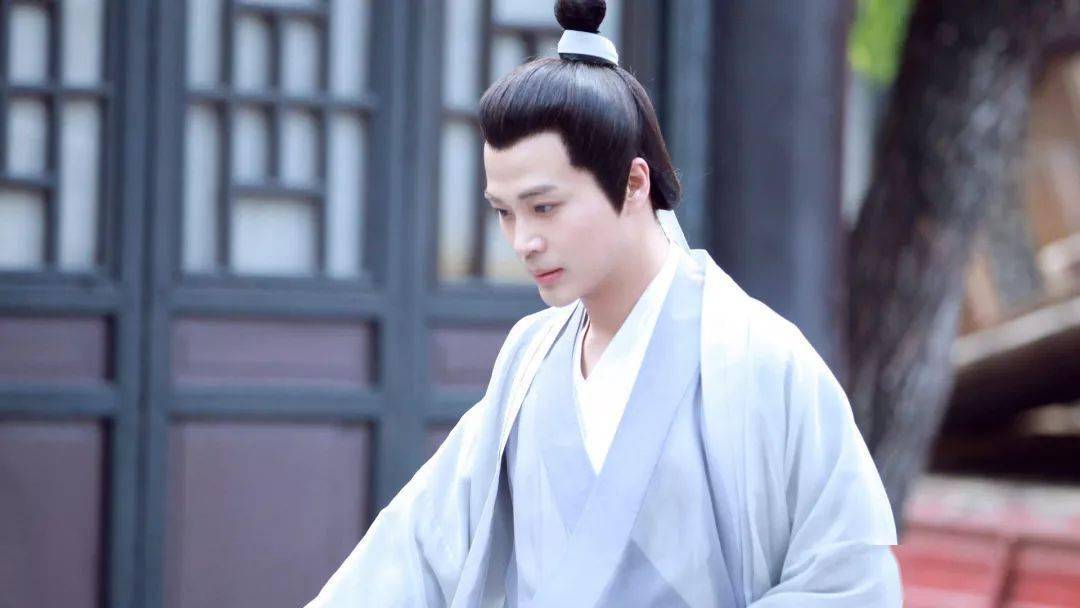 10首岁月诗词,10层人生阶段,你在哪一层呢?_书生