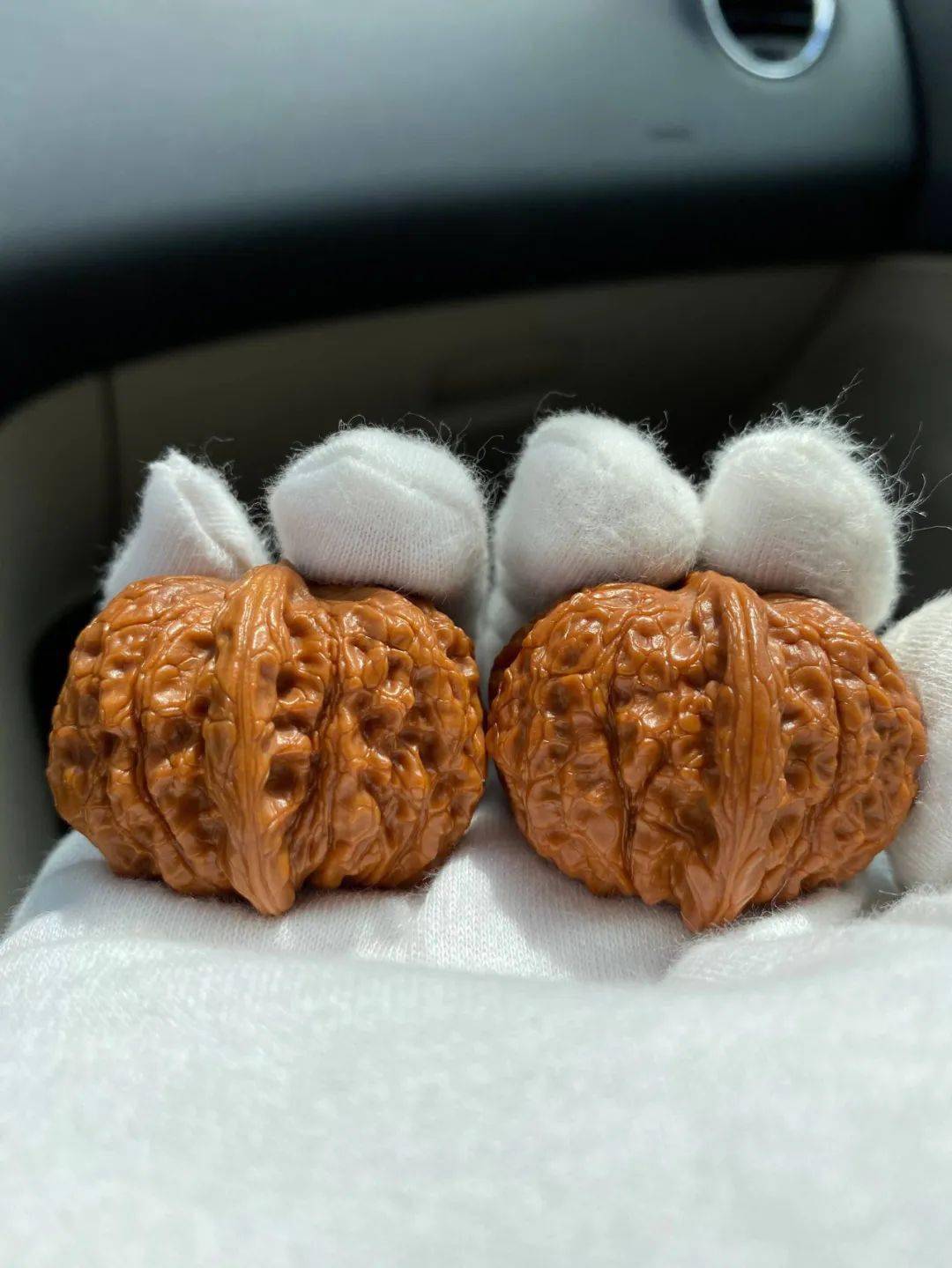 盘玩4个月的血麒麟:认真2字最可怕,漂亮吗?_核桃