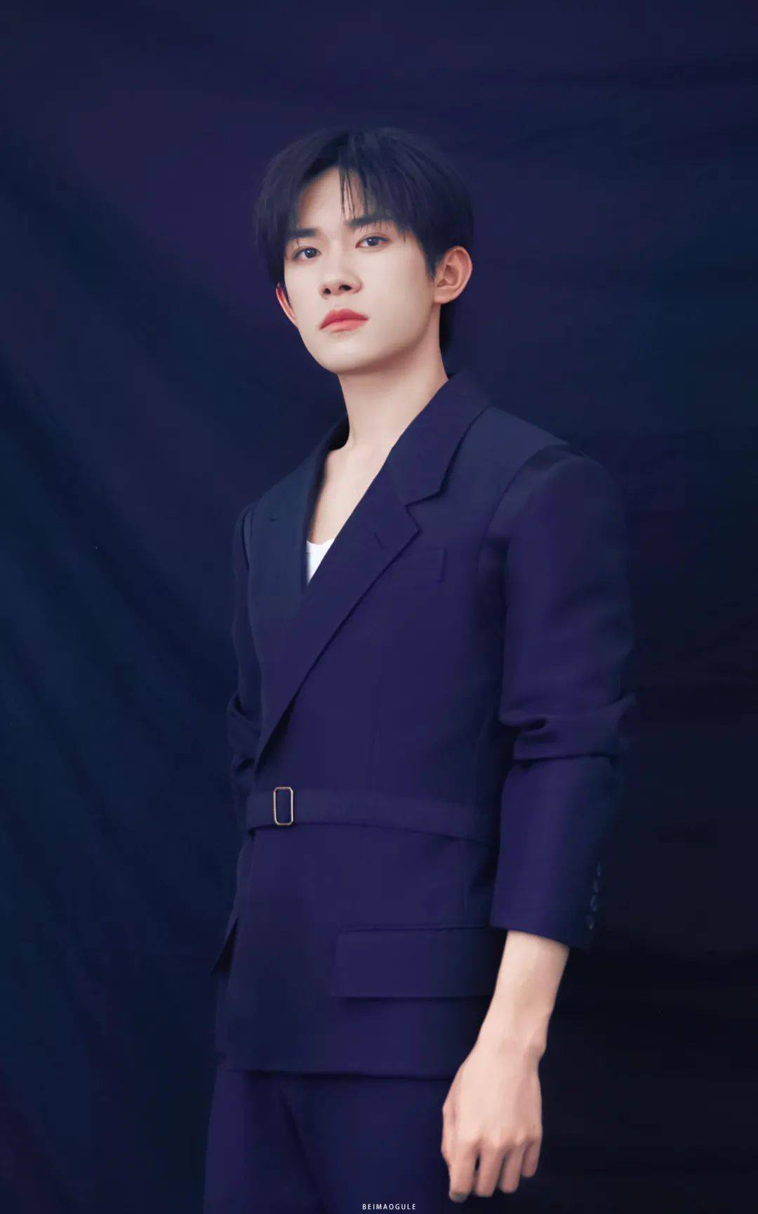 易烊千玺最新壁纸