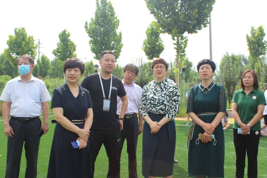 探个究竟市委宣传部副部长崔洪凤,市民政局党组书记,局长张金梅,市