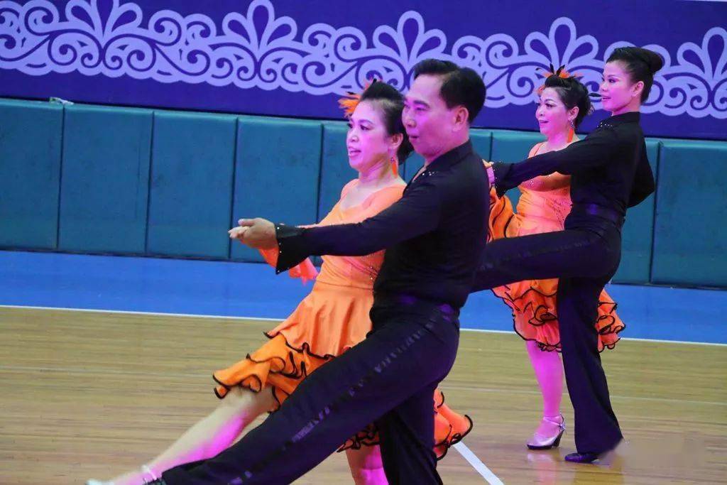 交谊舞的细节决定成败