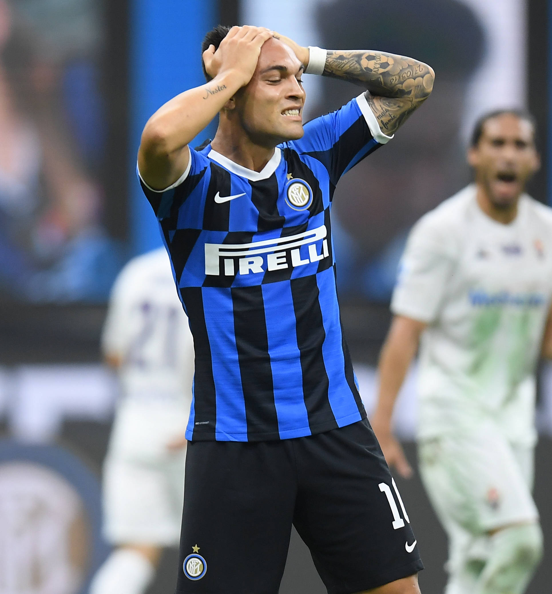 7月22日,国际米兰队球员马丁内斯在比赛中.