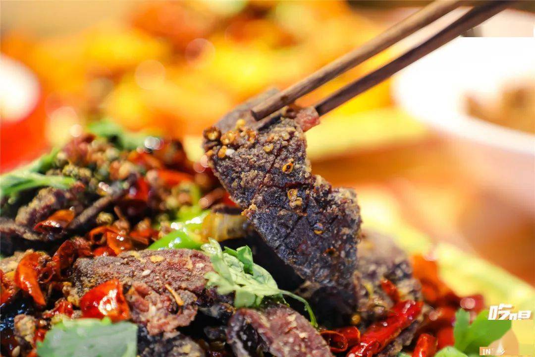 仅7天!小龙虾免费送!新乡西大街这家店简直离谱,来了就想嗦指头!