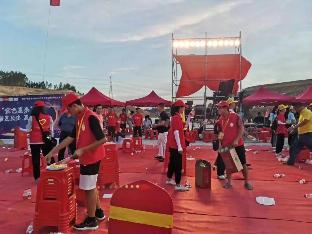 这群"红马甲" 闪耀了葵潭这个夏天!_惠来