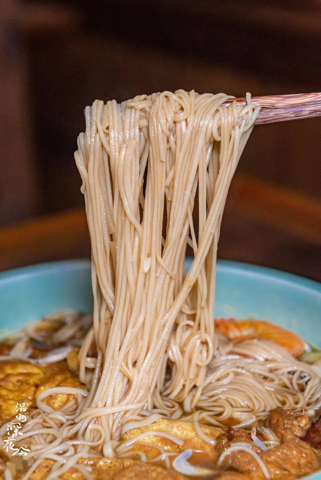 温州酒坊老板为爱突破经典!一碗纱面汤再成名!