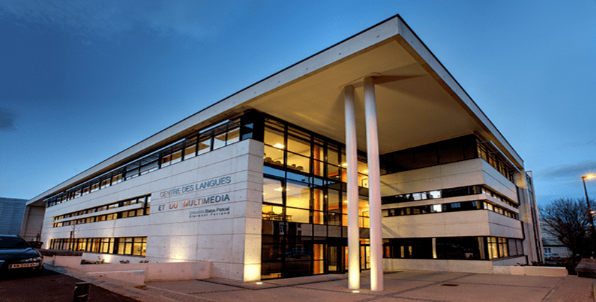 截至目前,学校与uca大学"3 3"中法本硕联合培养项目顺利实施五年,累计