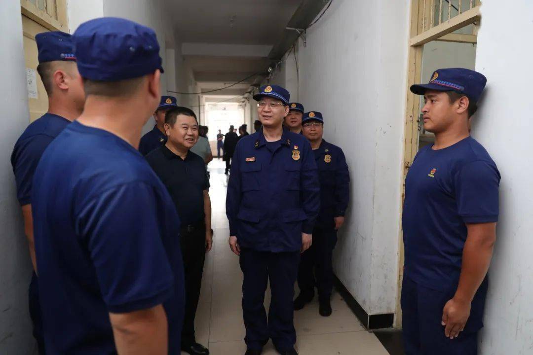 李文江政委在信阳固始指挥应对河堤管涌 并赴安徽六安看望慰问援皖