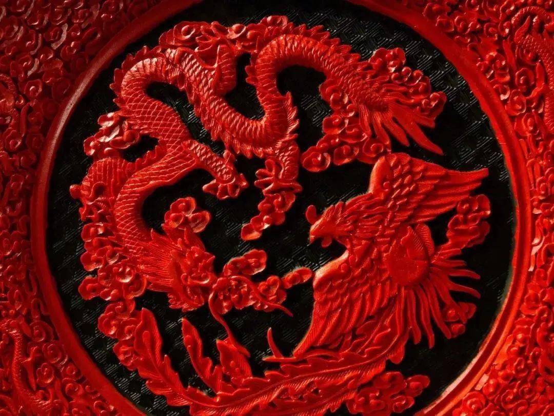 知道吗,中国是最早熟练使用漆的国家,是世界漆器艺术的发祥地,中国漆