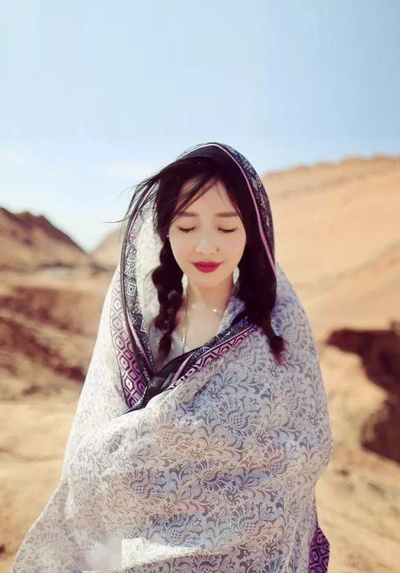 古琴演奏:谢东笑在那遥远的地方有位好姑娘人们走过了她的帐房都要