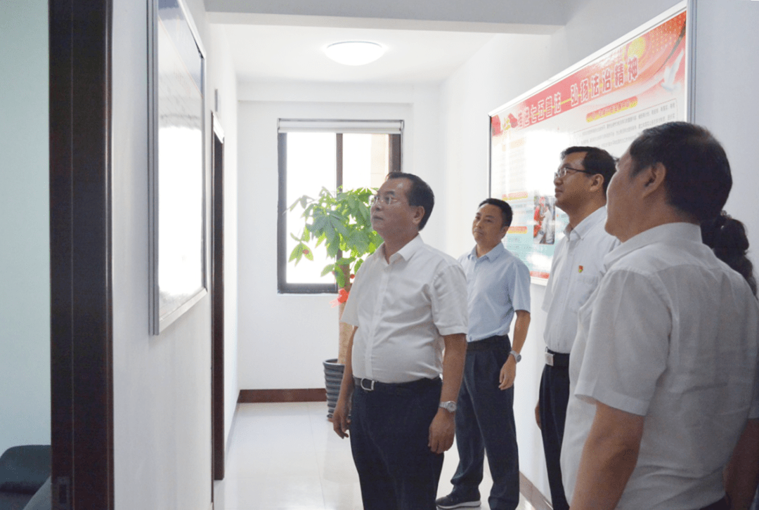 省委政法委常务副书记王敏夫率队来鼓楼开展社区矫正工作执法检查