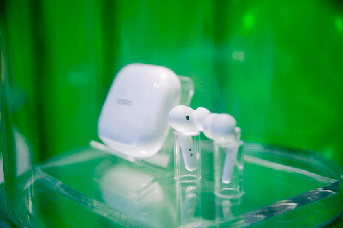 oppoencow31w51耳机亮相chinajoy现场体验满分赋能