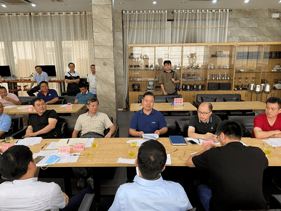 桂林市委教育工委书记,市教育局党组书记,局长唐建林,市教育局分管