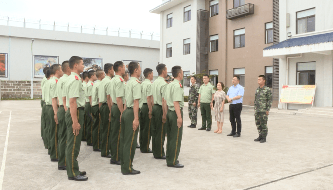 武警内江支队图片