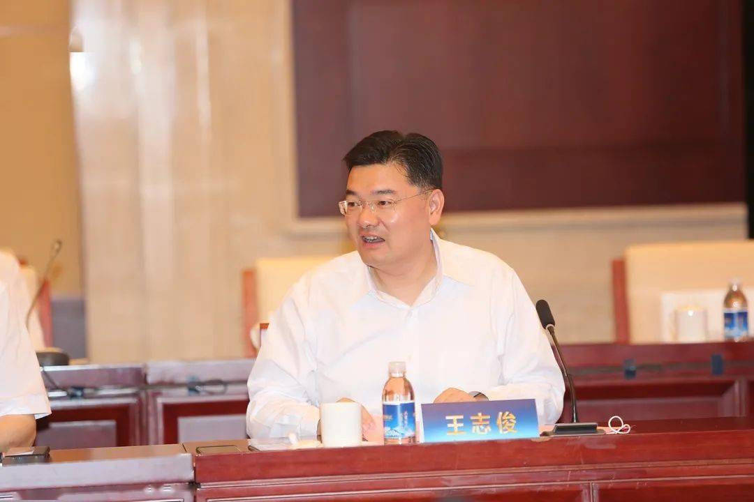 共享机遇共商发展青岛西海岸新区聘任首批招商顾问