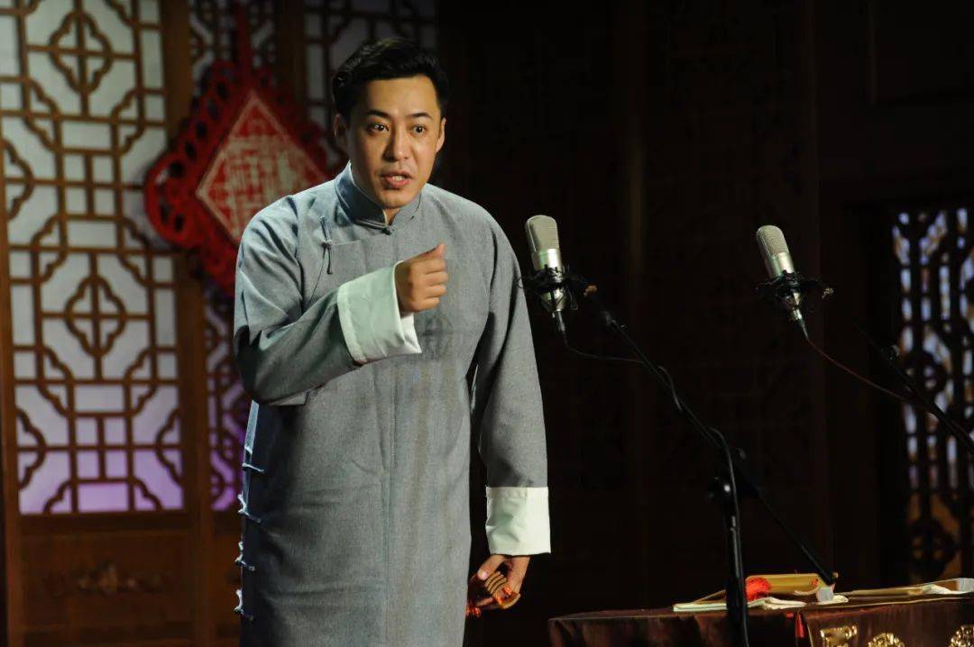 真是太过漫长了……正是因此,谦祥益的人们更加热爱这个"相声之家"