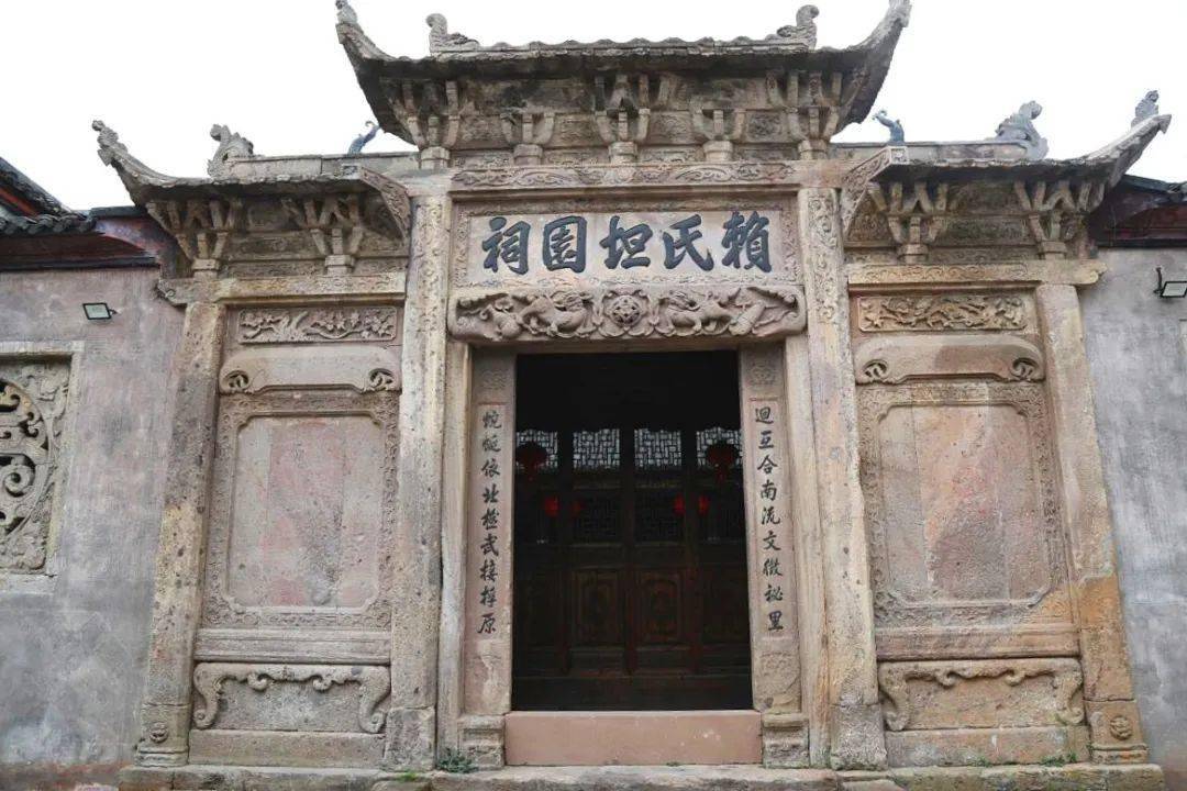 成龙在长汀捐建的龙学馆带火了闽西这座宏大的古宗祠