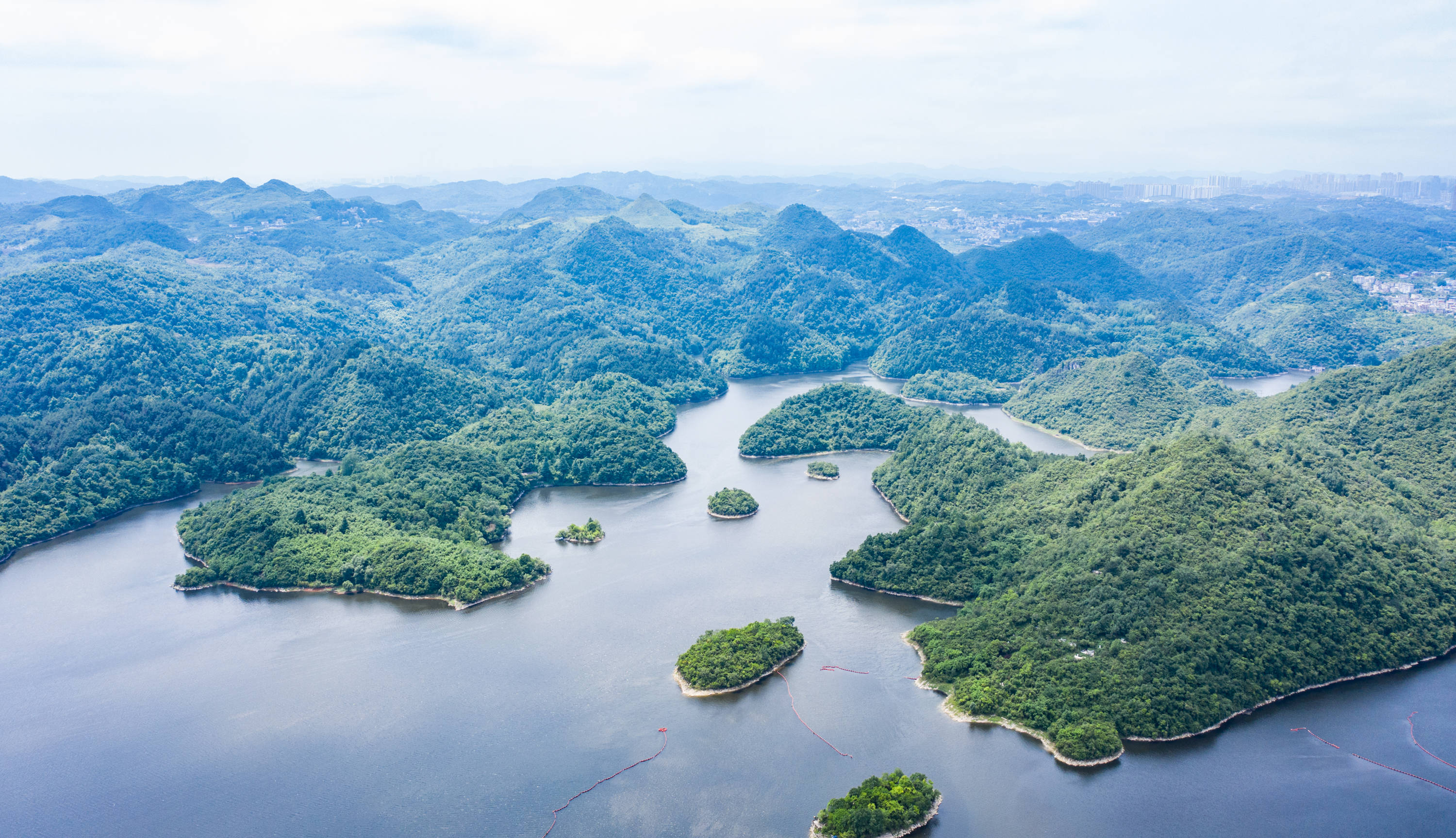 贵阳市阿哈湖国家湿地公园(无人机照片,6月2日摄.