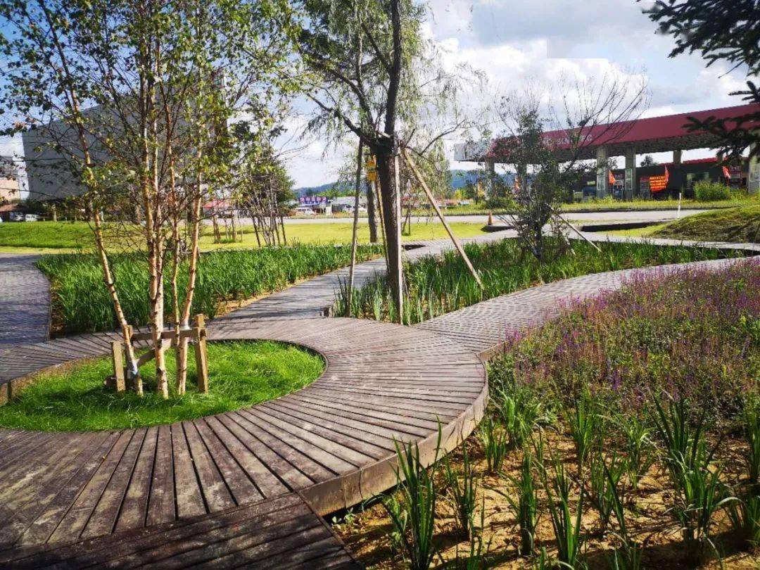 抚松县松江河镇绿化美化提升工程点亮旅游名城颜值