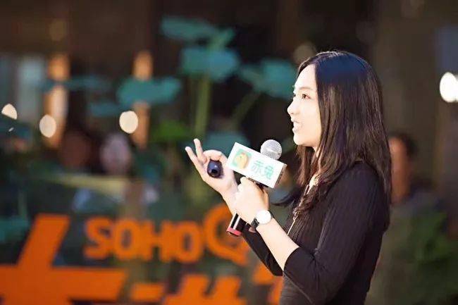 圈外100万学员的真实评价圈圈与上海校友会的同学们圈圈在ted的演讲