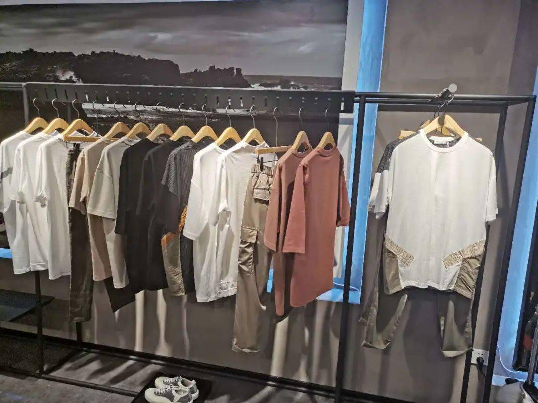 惠友购物广场西苑店江南衣柜开业啦买一送一大酬宾