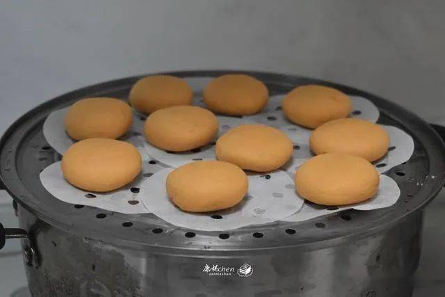 红薯和两种粉做成水晶饼,香甜软糯有弹性_糕点