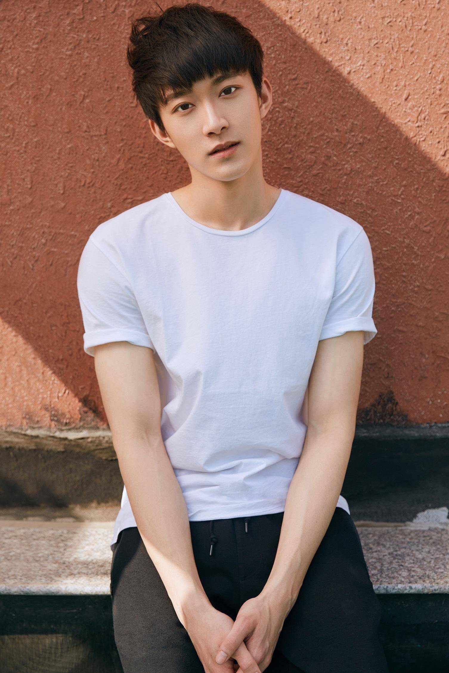 二十不惑剧情引共鸣02专访曹恩齐珍惜在大学的生活