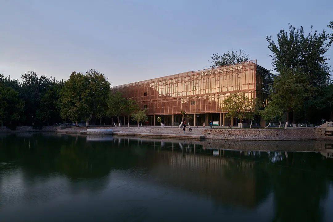 专访丨董功:有生命的建筑,让我们得以是我们_社区图书馆