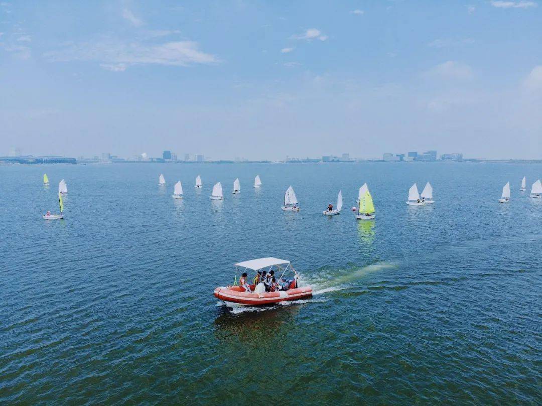 【第422期】建平临港小学 | 乘风破浪 扬帆起航