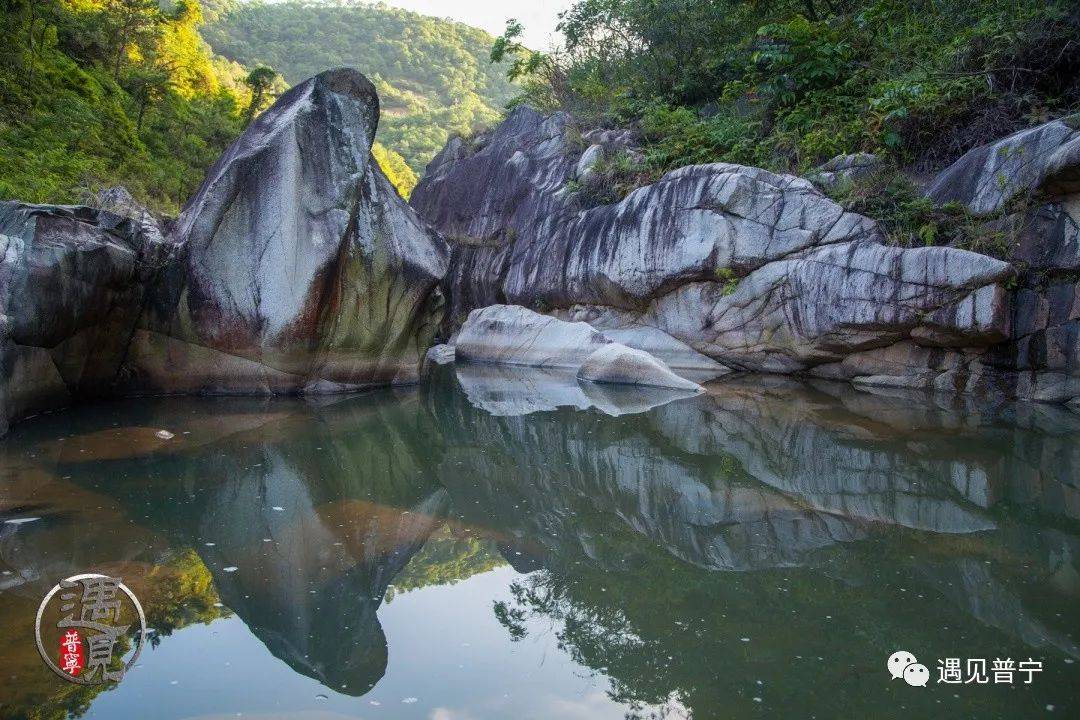 普宁大南山四方潭图片