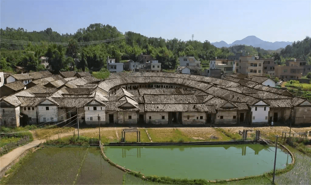 坐稳了!"云端"览尽绝美河源,带你领略深河帮扶的魅力