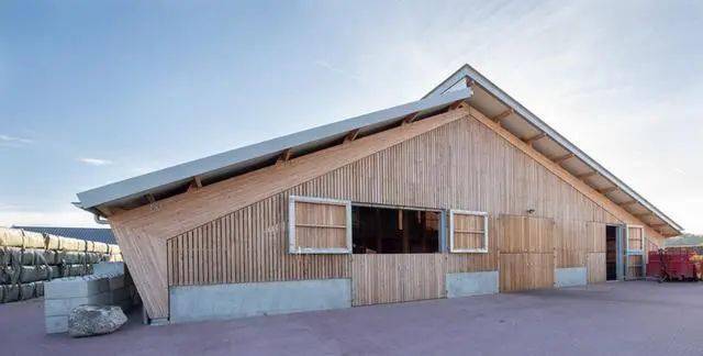 循环 生态,这农场里的羊圈,还能这么设计?