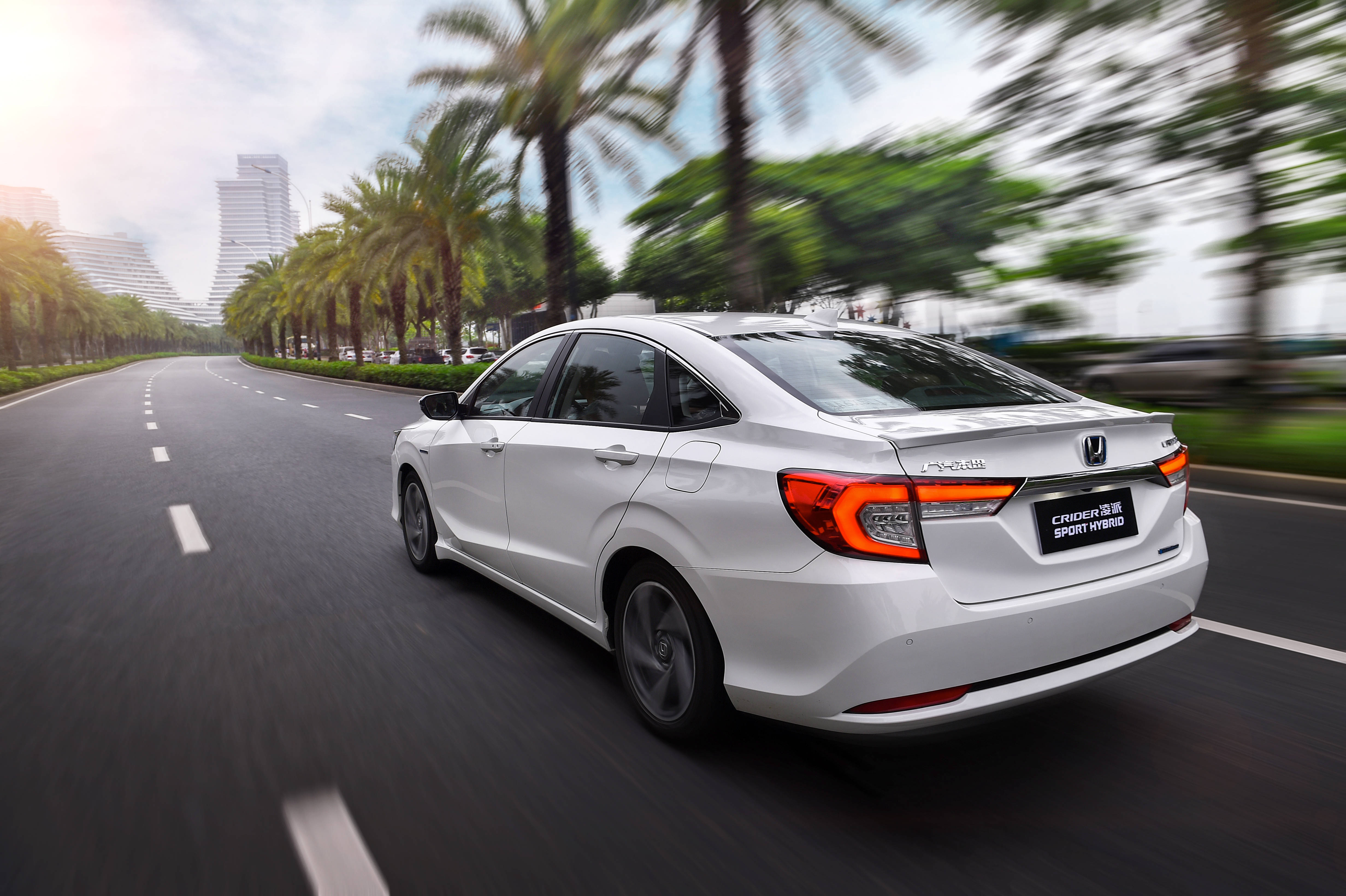 蓝鲸试驾丨广汽本田全新凌派锐混动新世代家轿再升级