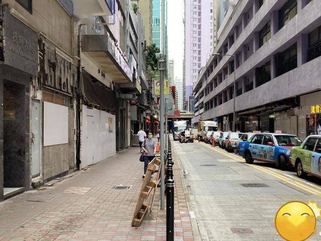 在这个环境下租金贵绝全球的铜锣湾罗素街的钟表珠宝店并无倒闭