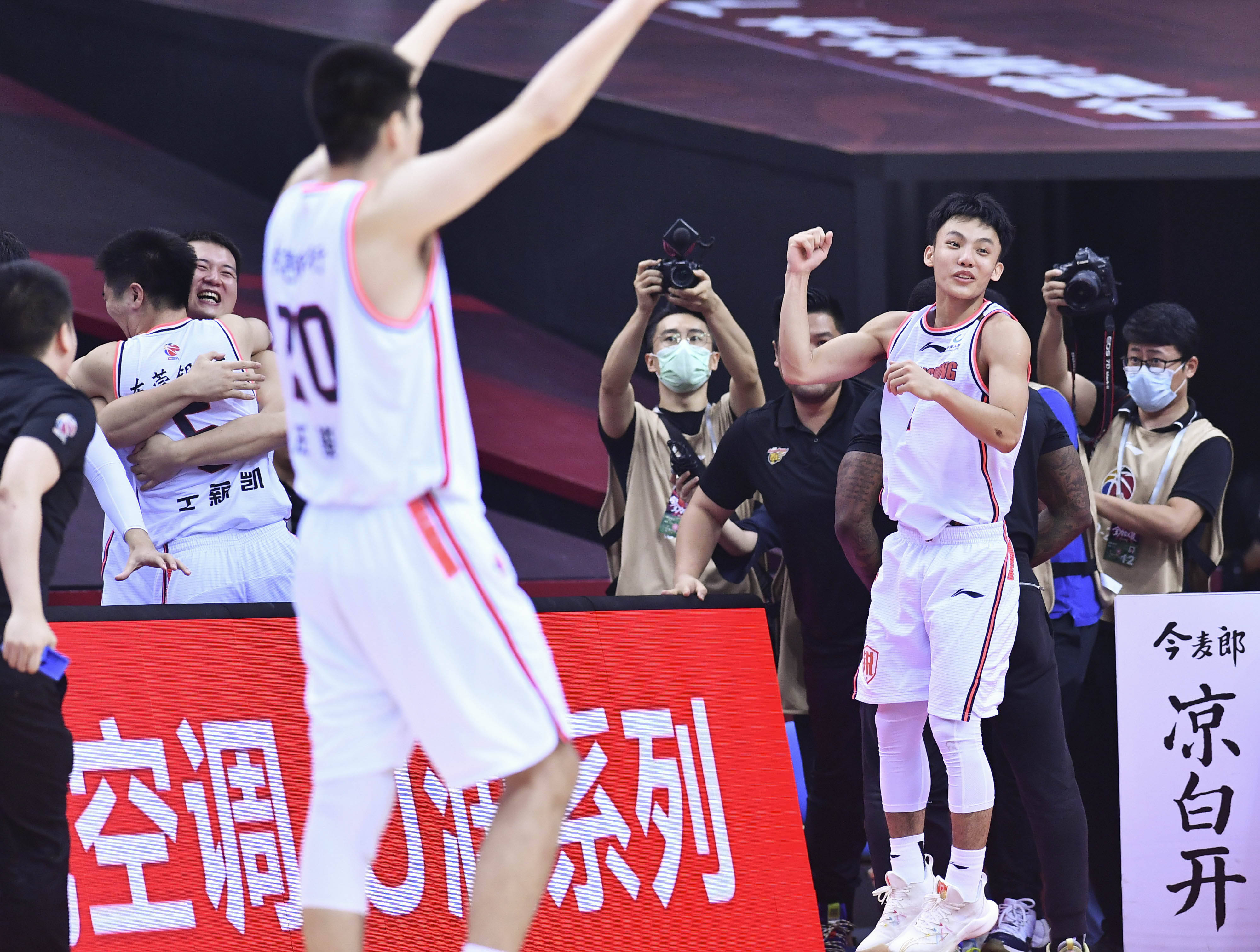 篮球——cba总决赛:广东东莞银行夺冠