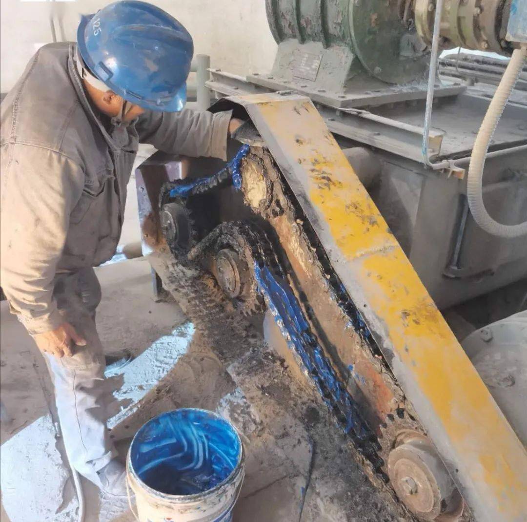 【检修】强化设备整治 筑牢安全防线