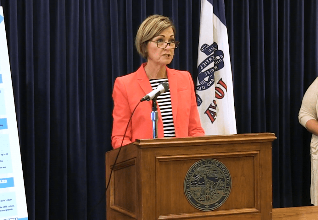 护士发现恐怖错误美国艾奥瓦州疫情数据乱套了