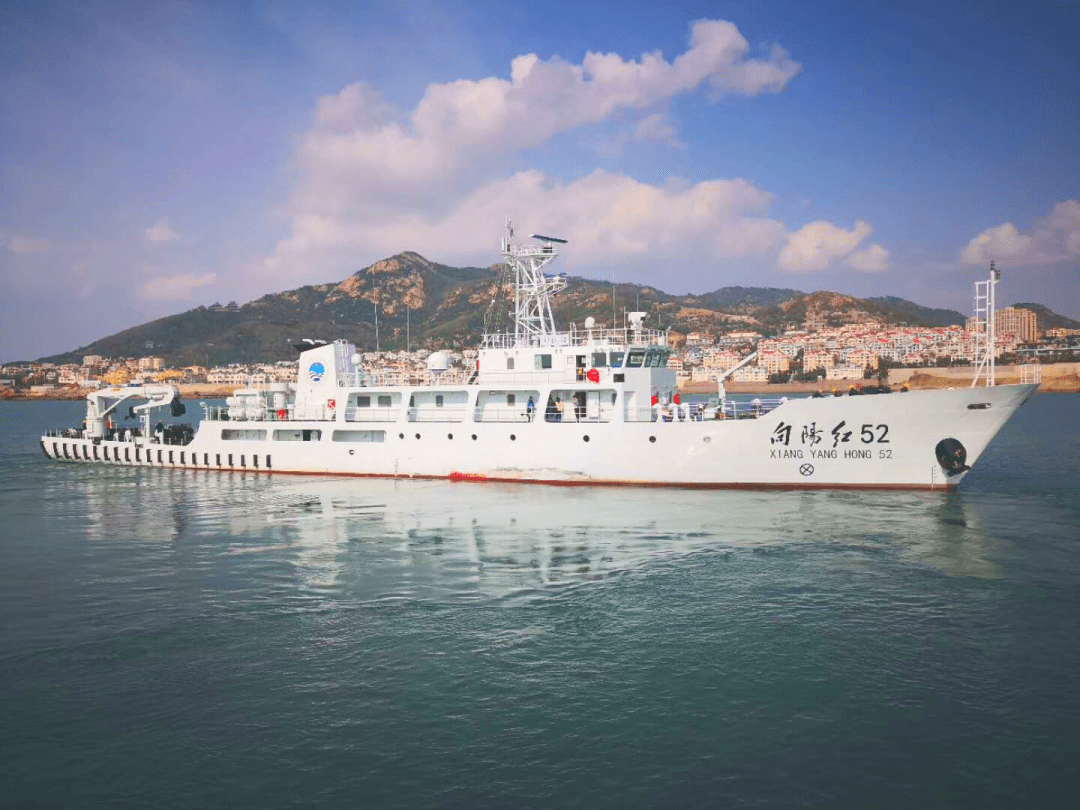 原创活力焕发的浮标专用船向阳红52船