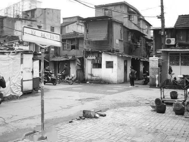 老闸北岁月|"交通公园"一带以前叫"炒米浜"